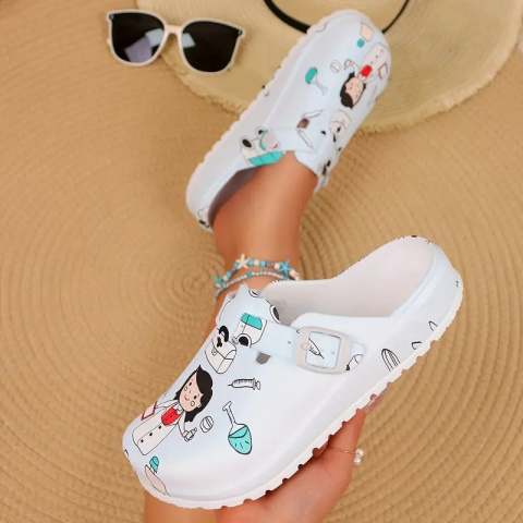 CuteSteps - Buty medyczne – Klapki dla Kobiet z uroczym nadrukiem Pielęgniarka 2 - białe CuteSteps - Buty medyczne – Klapki dla Kobiet z uroczym nadrukiem Pielęgniarka 2 - białe