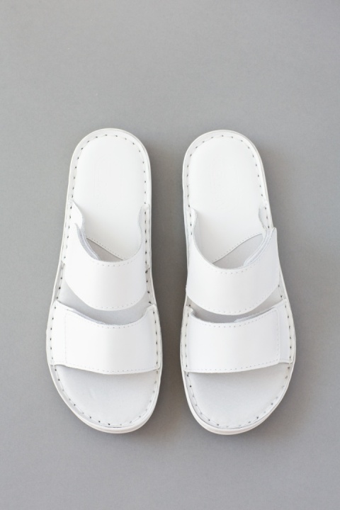 Buty, klapki medyczne damskie - KD MED 03 - Biały